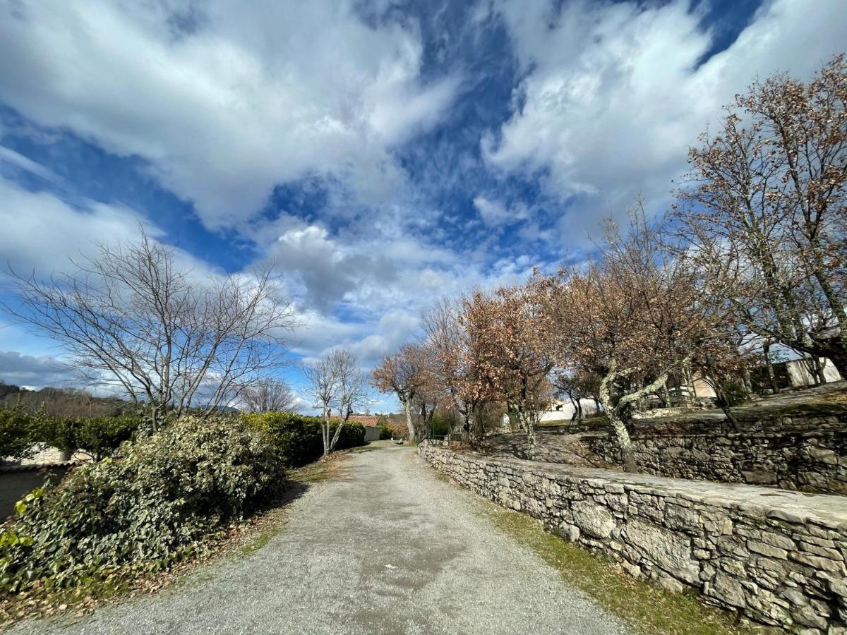 Village de gites Mas de la Bastide Joyeuse Exterior foto